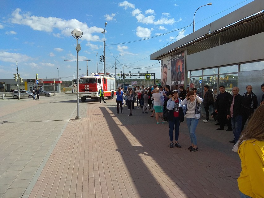 В Екатеринбурге эвакуируют торговые центры
