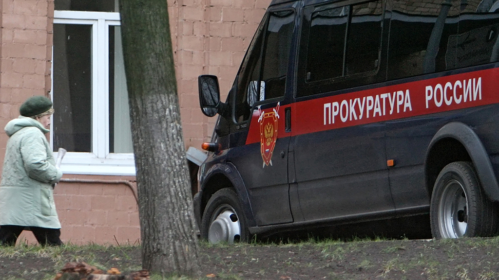 В Верхней Пышме бетонный забор раздавил ребенка