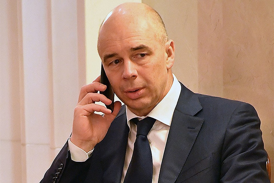 Зачем федеральные чиновники массово отправились «в поля»