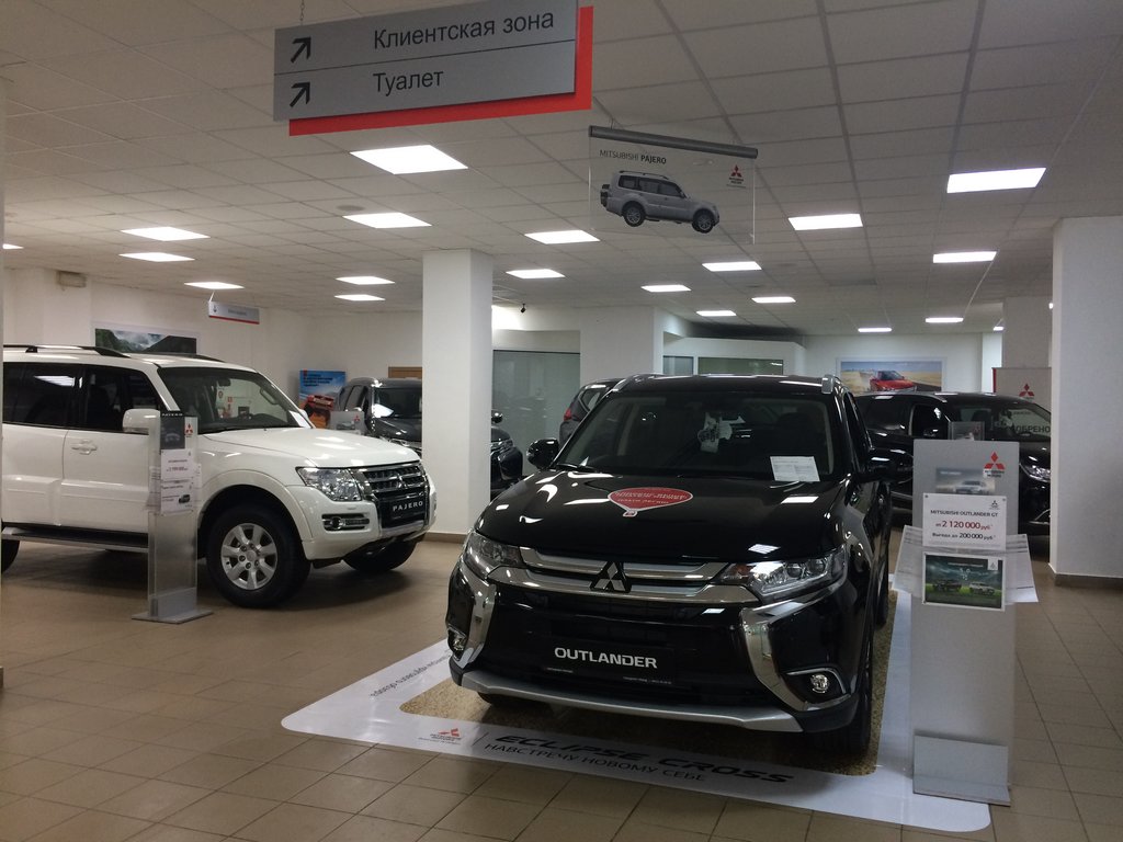 В салонах автодилера «Рольф» проходят обыски