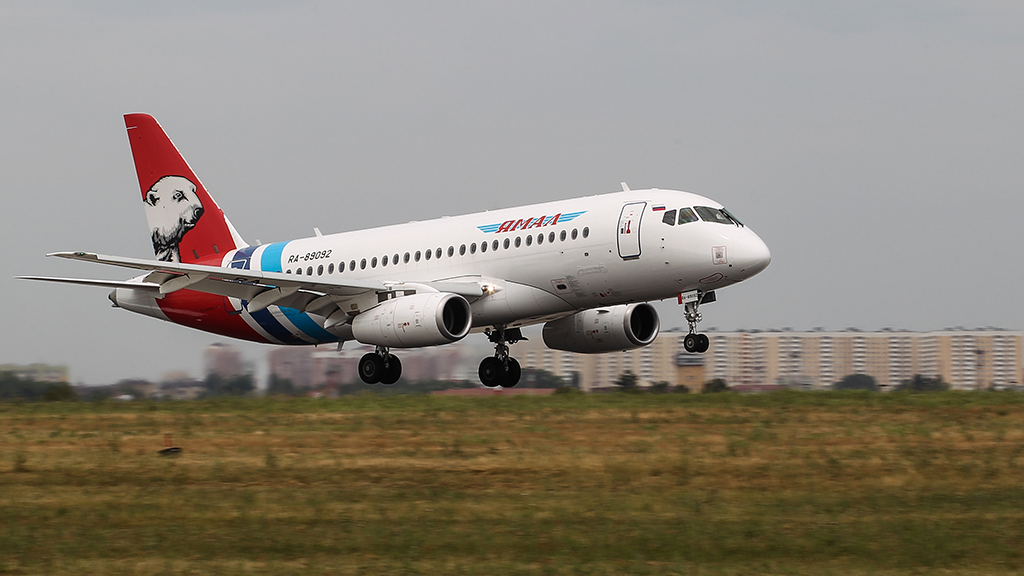 Случаи перегрузок на шасси SSJ 100 при посадке подтвердились