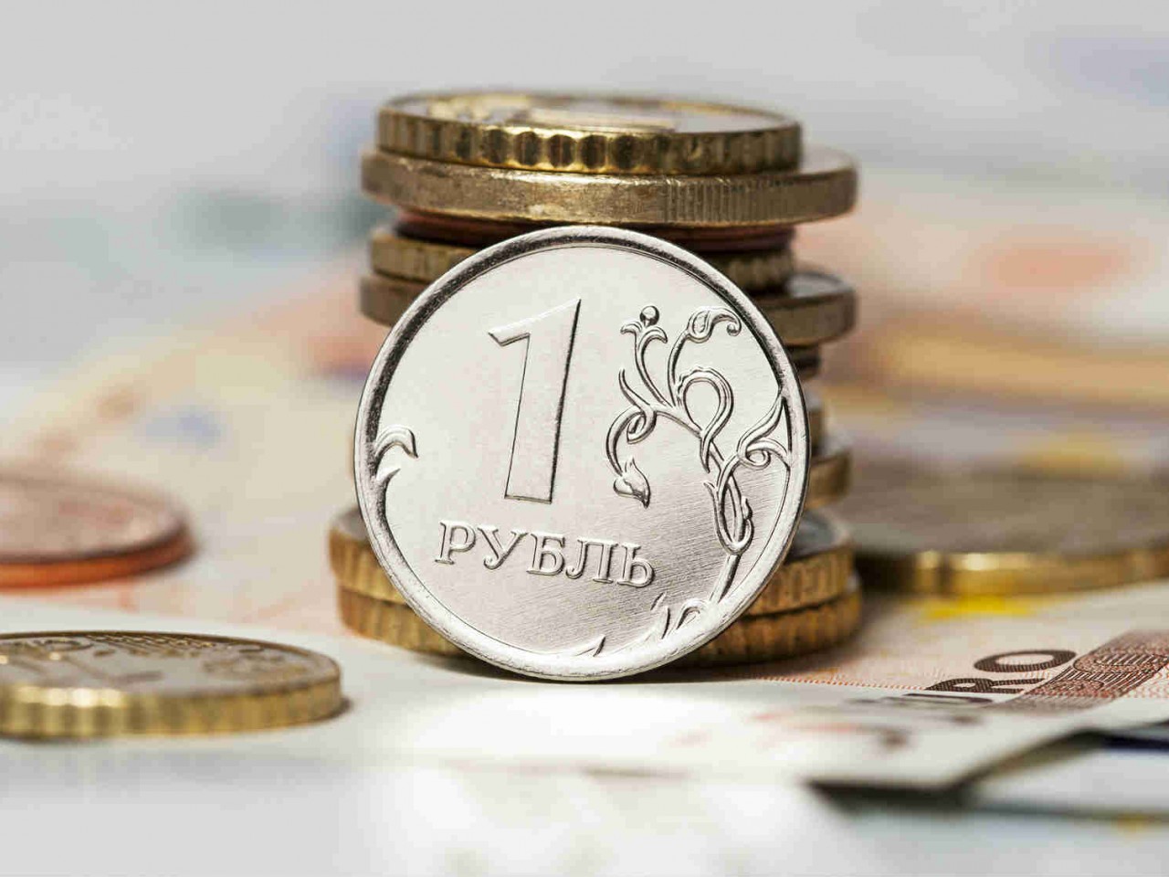 Опубликован проект бюджета России на три года