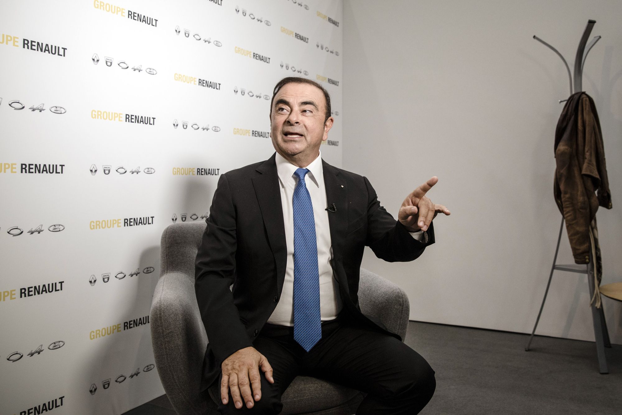 Гендиректора Renault отправили в отставку