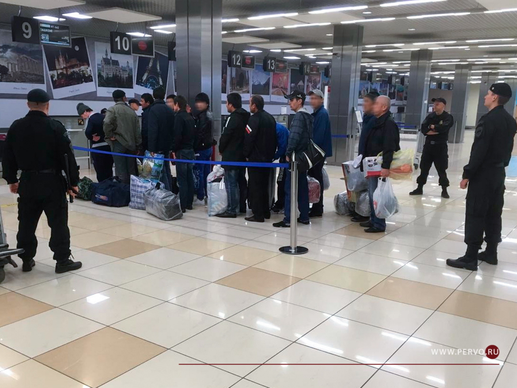 Из Первоуральска отправлены на родину 34 нелегальных мигранта