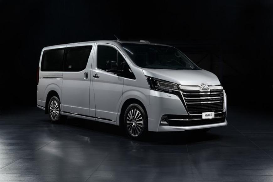 Toyota представила новый роскошный минивэн Toyota GranAce