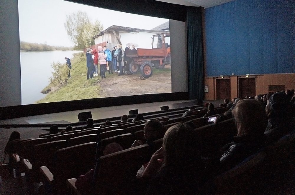 Документальный фильм «Я живу на Чусовой» собрал полный зал