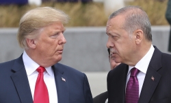 Трамп пригрозил быстро уничтожить экономику Турции