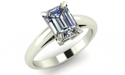 Как выбрать кольцо с одним бриллиантом