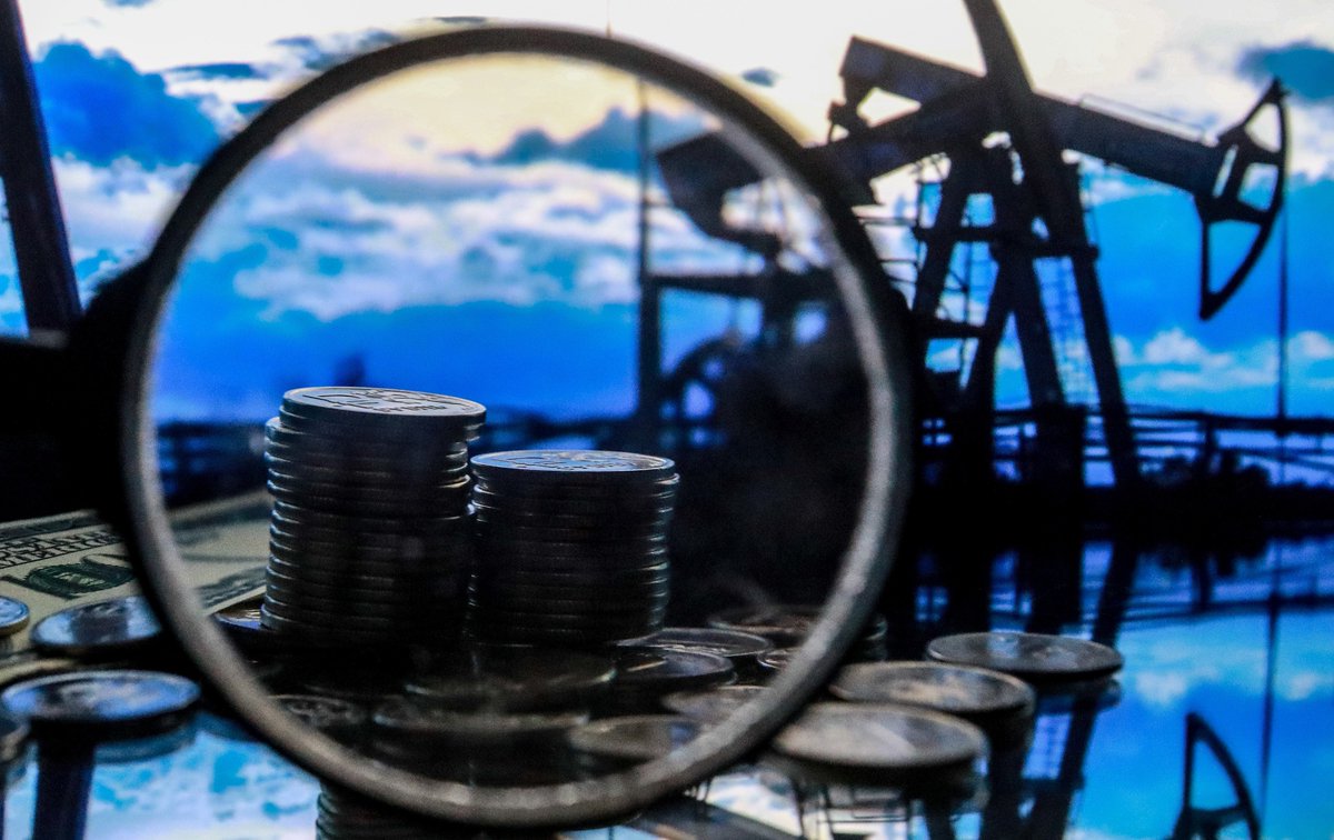 Ирак и Кувейт снизили цену на нефть вслед за Саудовской Аравией