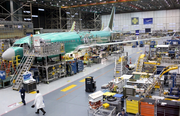 Boeing планирует возобновить производство 737 MAX к маю