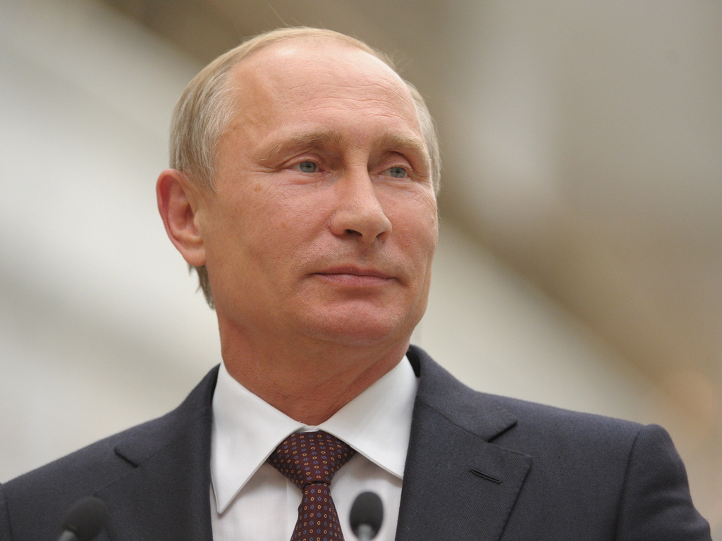 Рейтинг Путина вырос после пресс-конференции по сравнению с предыдущей неделей