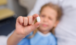 Незарегистрированные лекарства для детей из второй очереди поступят в РФ в 2020 году