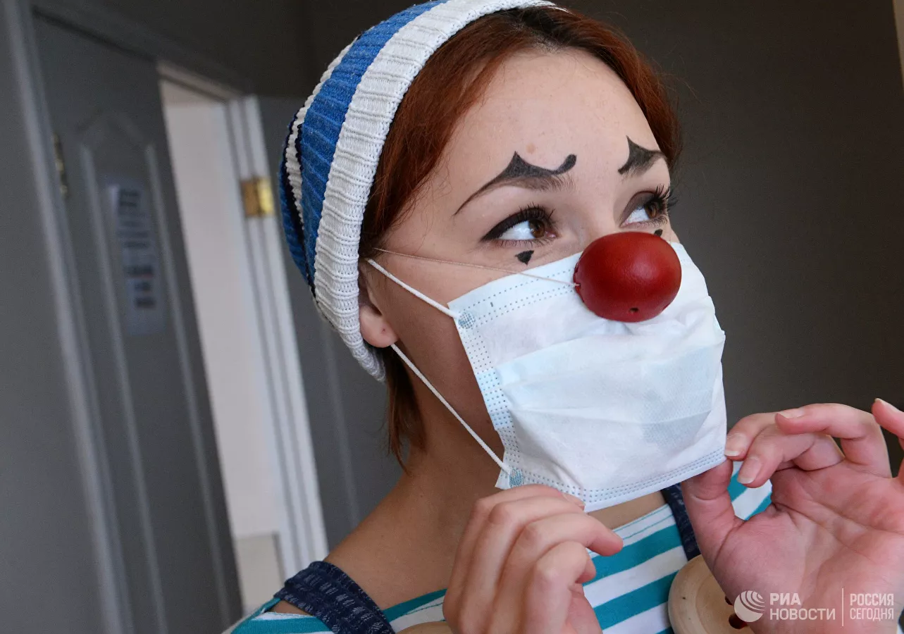 В России открыли первую "академию" больничных клоунов