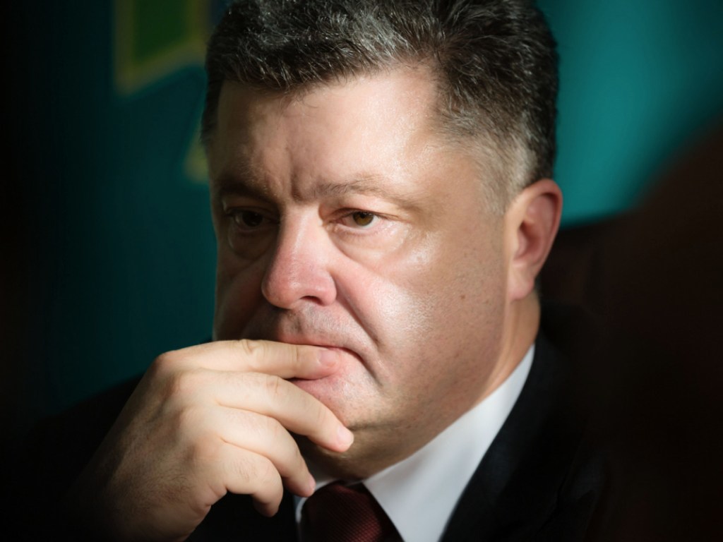 Порошенко прибыл на допрос в Госбюро расследований
