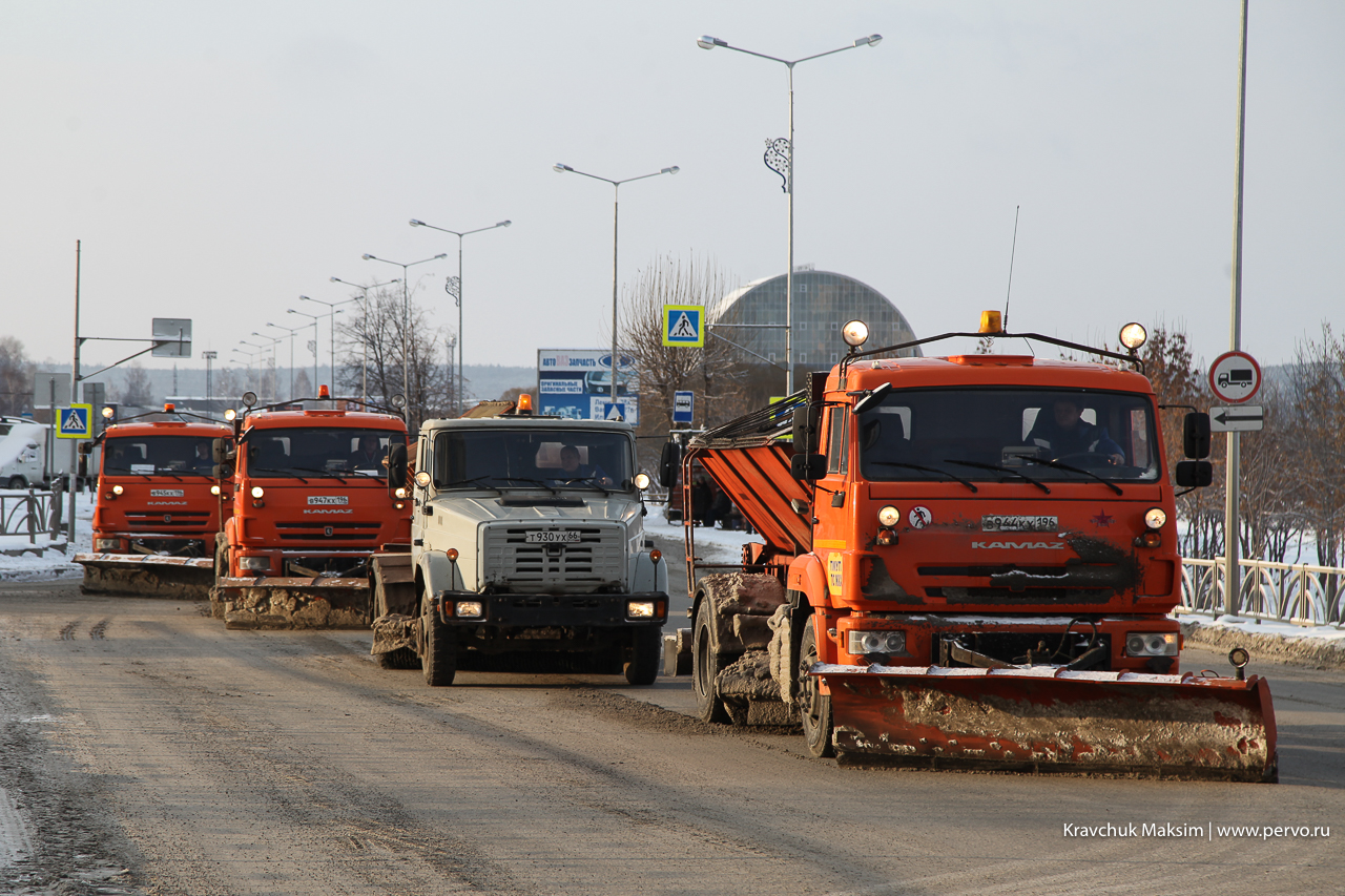 В Первоуральске ликвидируют последствия снегопадов