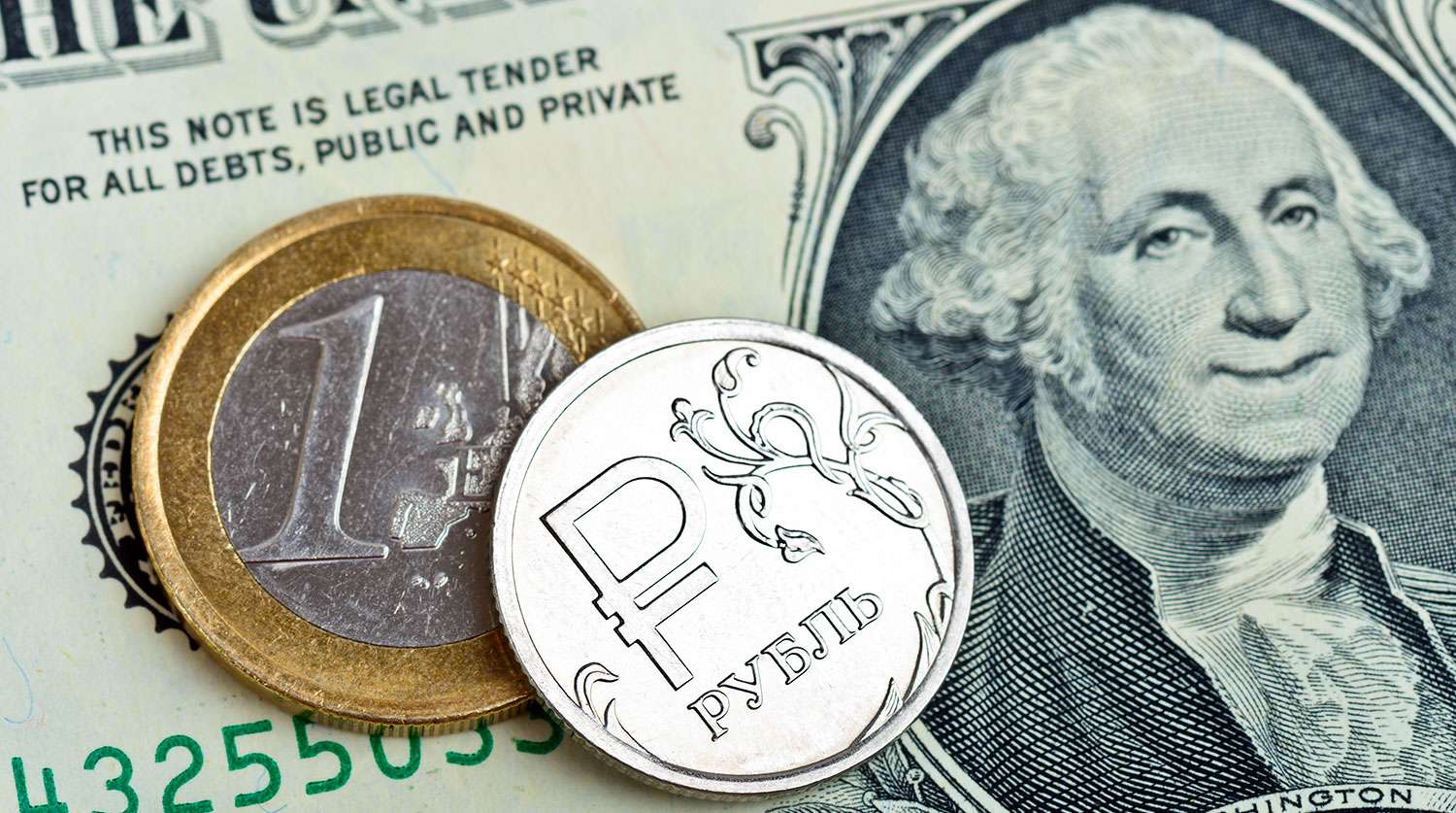 Рубль обрушился на фоне коронавирусной опасности