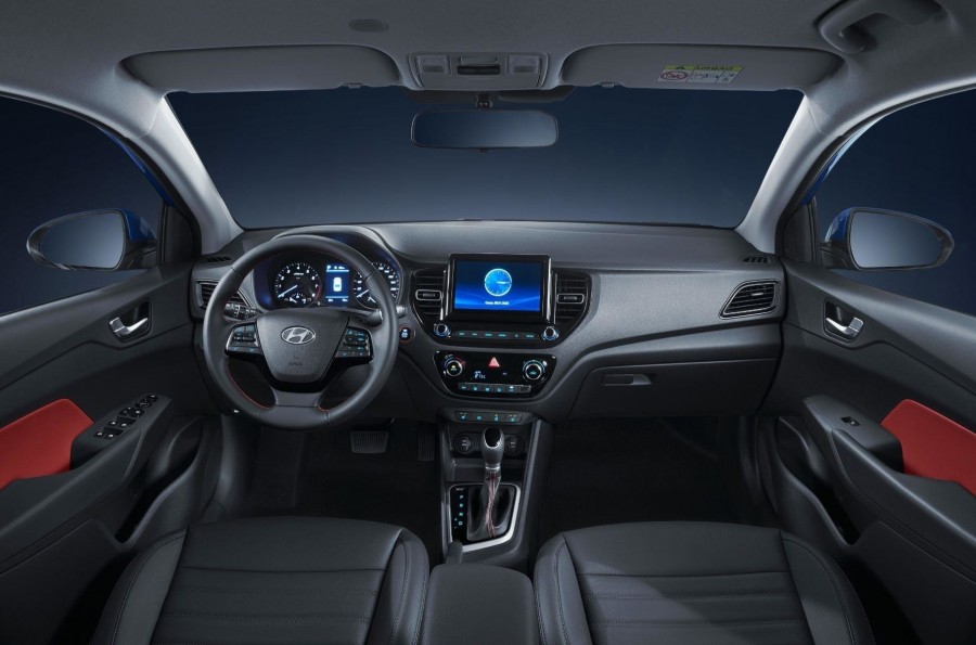 Hyundai представила в России обновленный Solaris