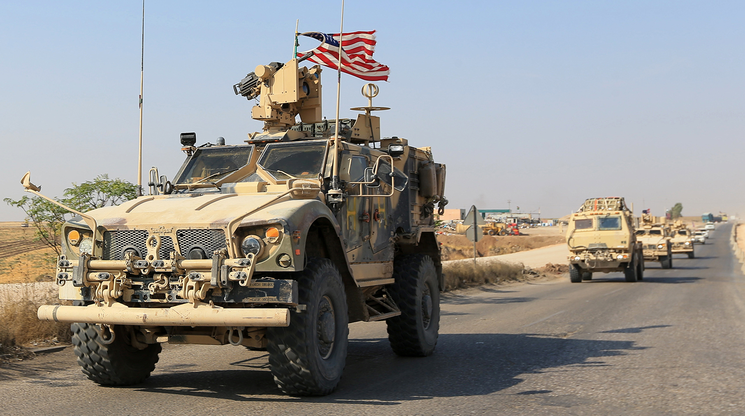 Американский броневик пытался столкнуть с дороги российский патруль в Сирии