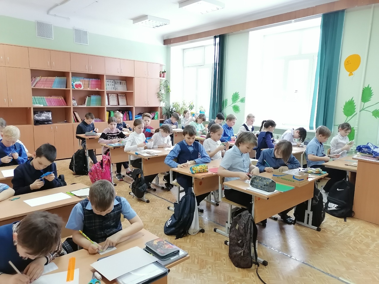 Сотрудники ГИБДД проводят для школьников «уроки безопасности»
