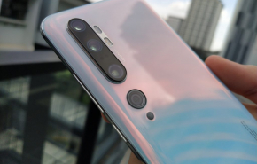 Xiaomi официально представила флагманские смартфоны Mi 10