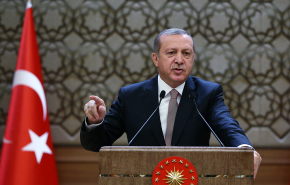 Эрдоган заявил, что Россия руководит войной в Ливии
