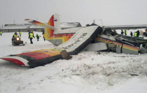 В Магадане при взлете упал частный самолет