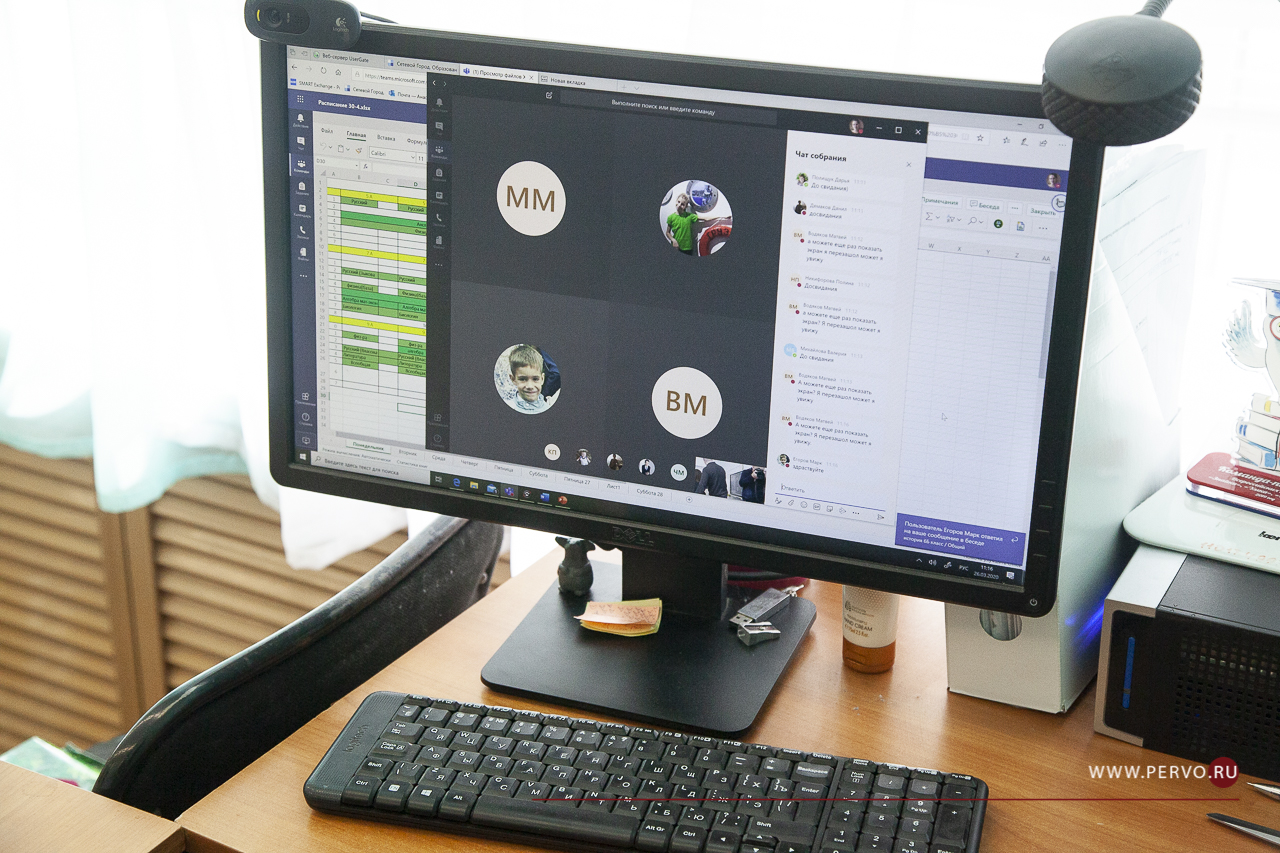 Первоуральские школьники сели за дистанционные «парты»