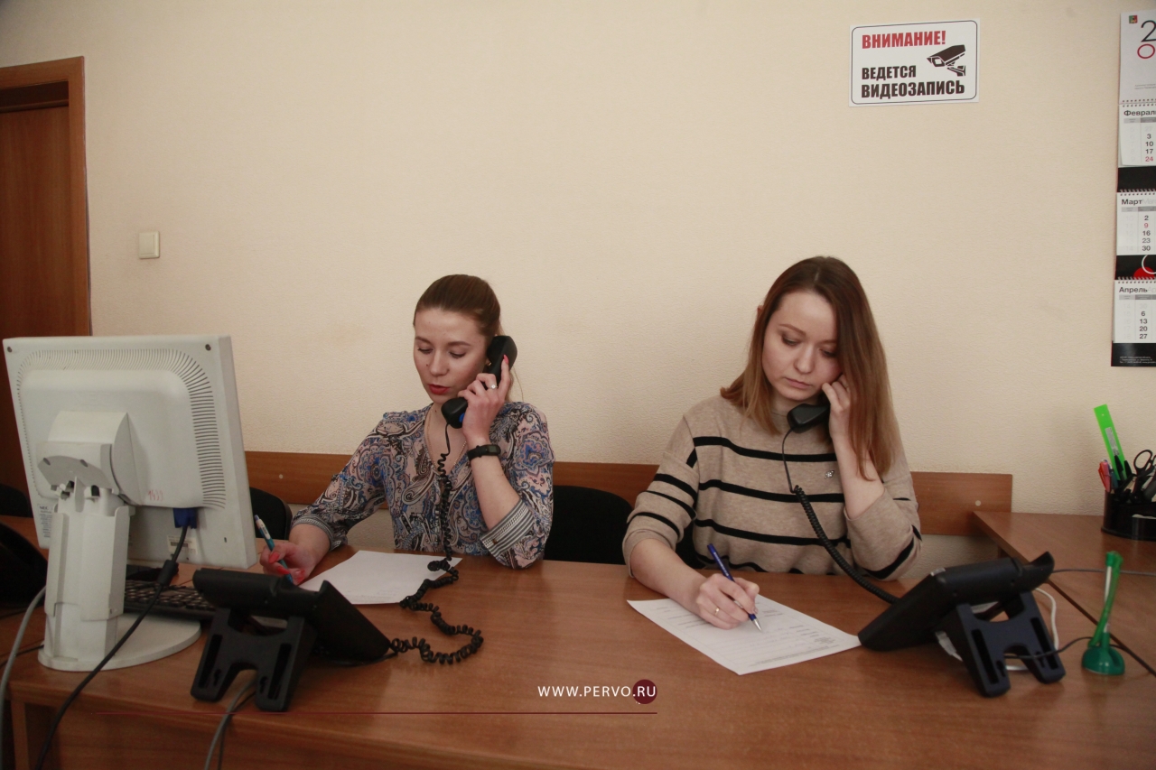 Волонтtрский центр принял больше двух тысяч обращений