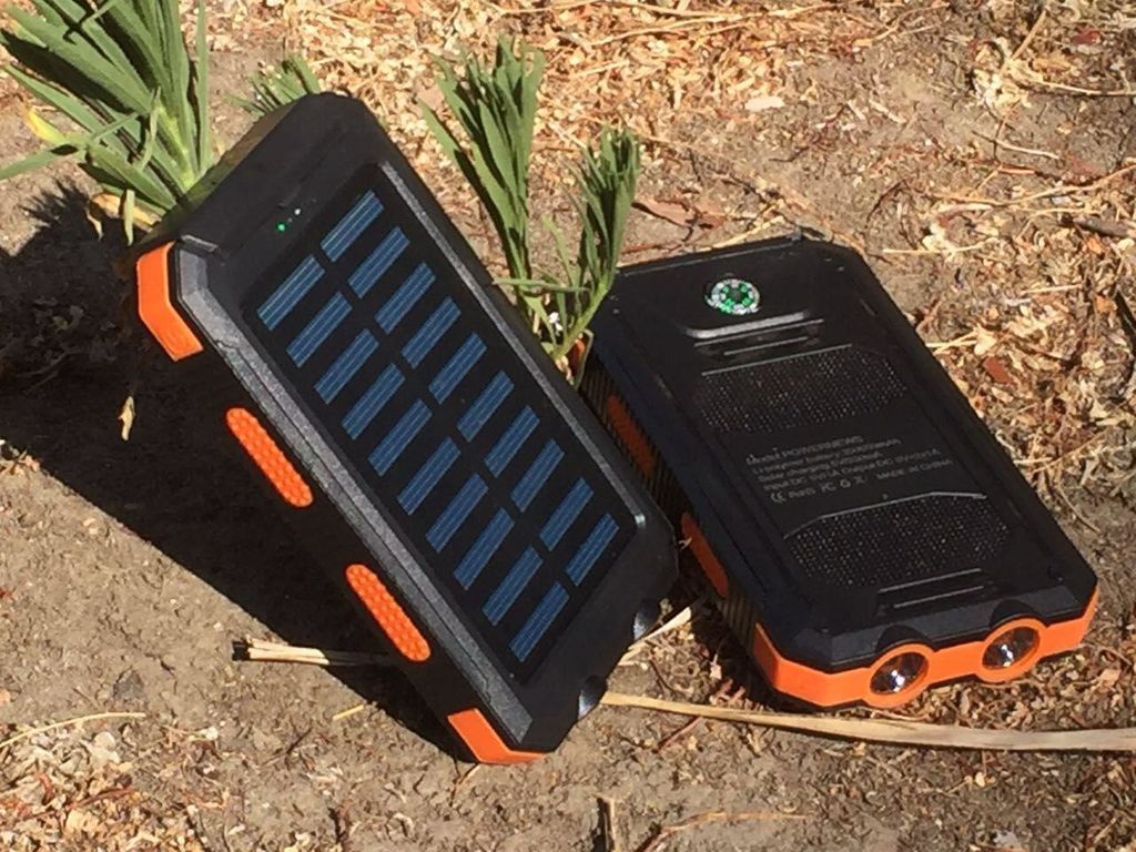 Внешний аккумулятор на солнечной батарее: где купить надежную модель