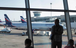 Неизвестные «заминировали» четыре рейса из Москвы и в Москву