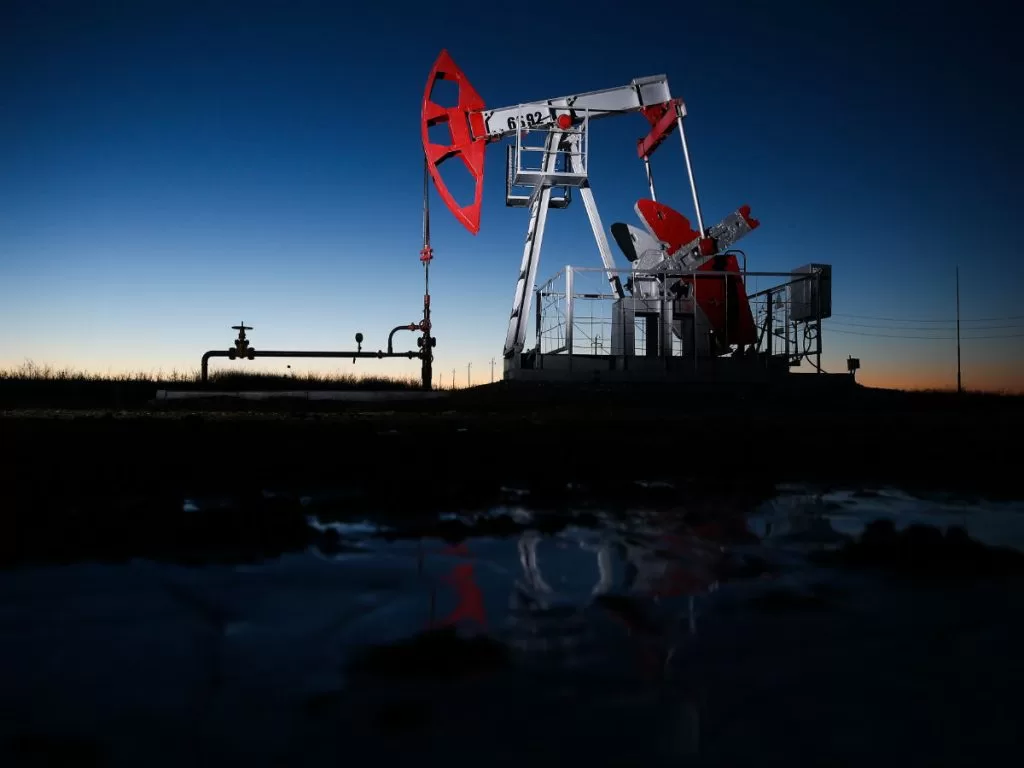 РФ сократит нефтедобычу при аналогичных мерах США