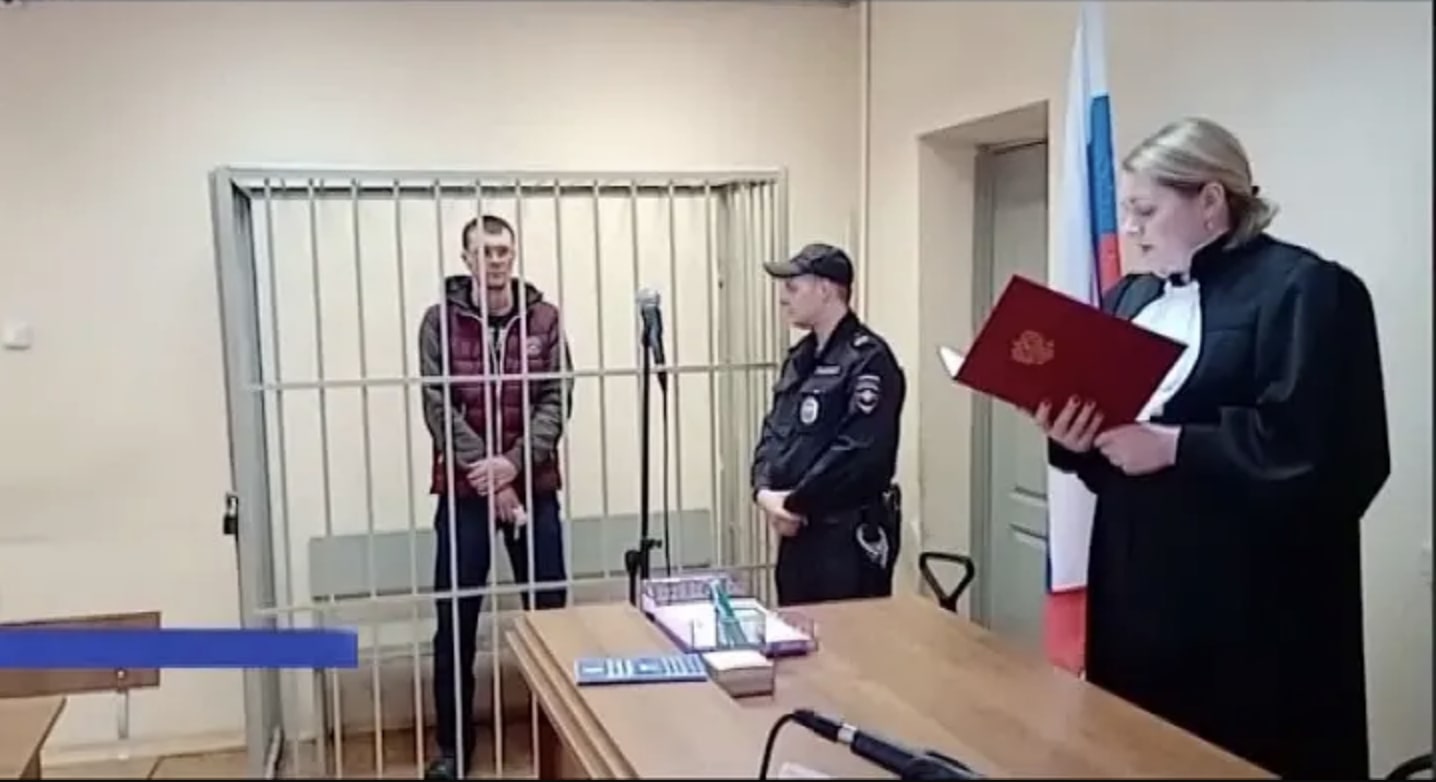 Мужчину, убившего свою жену в суде Первоуральска, оставили в СИЗО до августа