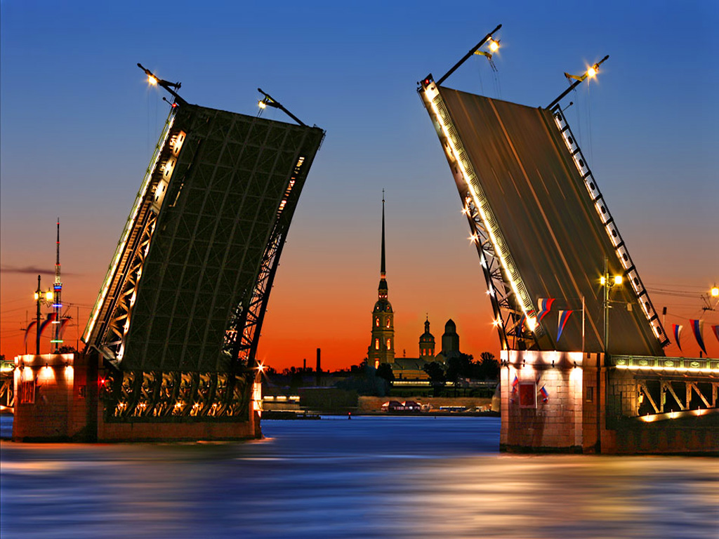 Каковы средние цены на экскурсии в Санкт-Петербурге?
