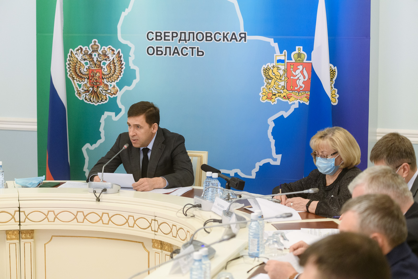 Масочный и пропускной режимы в Первоуральске