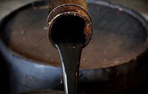 Нефть WTI падает до минусовых значений