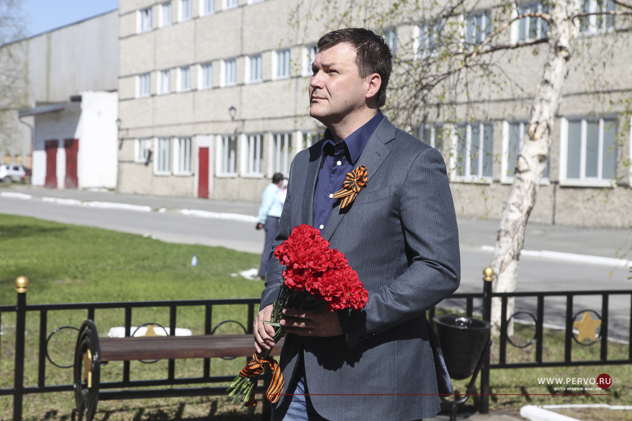 К мемориалам памяти погибших в годы Великой Отечественной войны возложили цветы