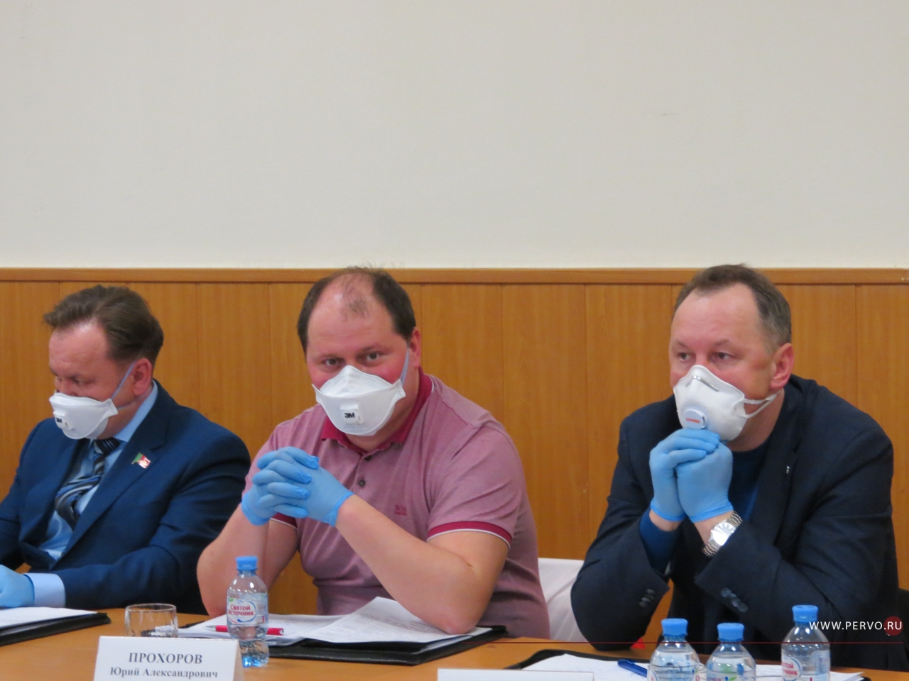 Депутаты рассмотрели 8 вопросов