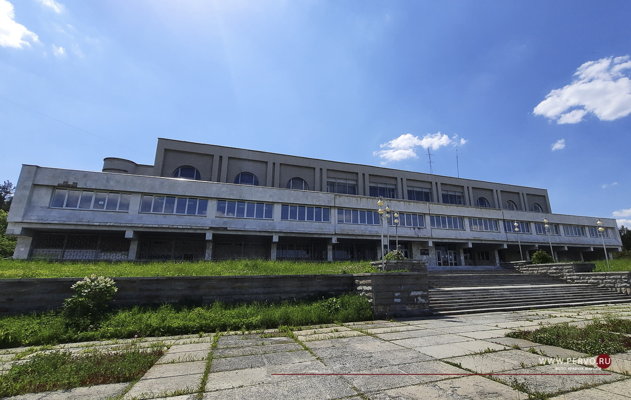 К летней Универсиаде 2023 года в Первоуральске реконструируют бассейн