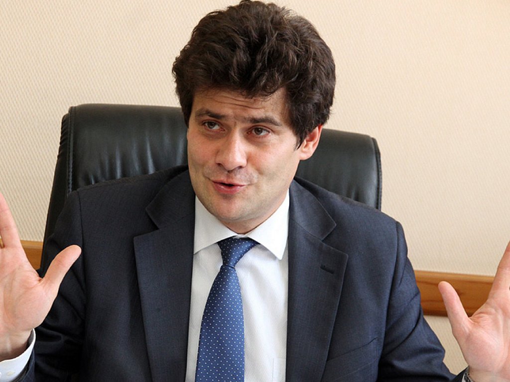 Мэр прокомментировал скандал в парке у Дворца молодежи