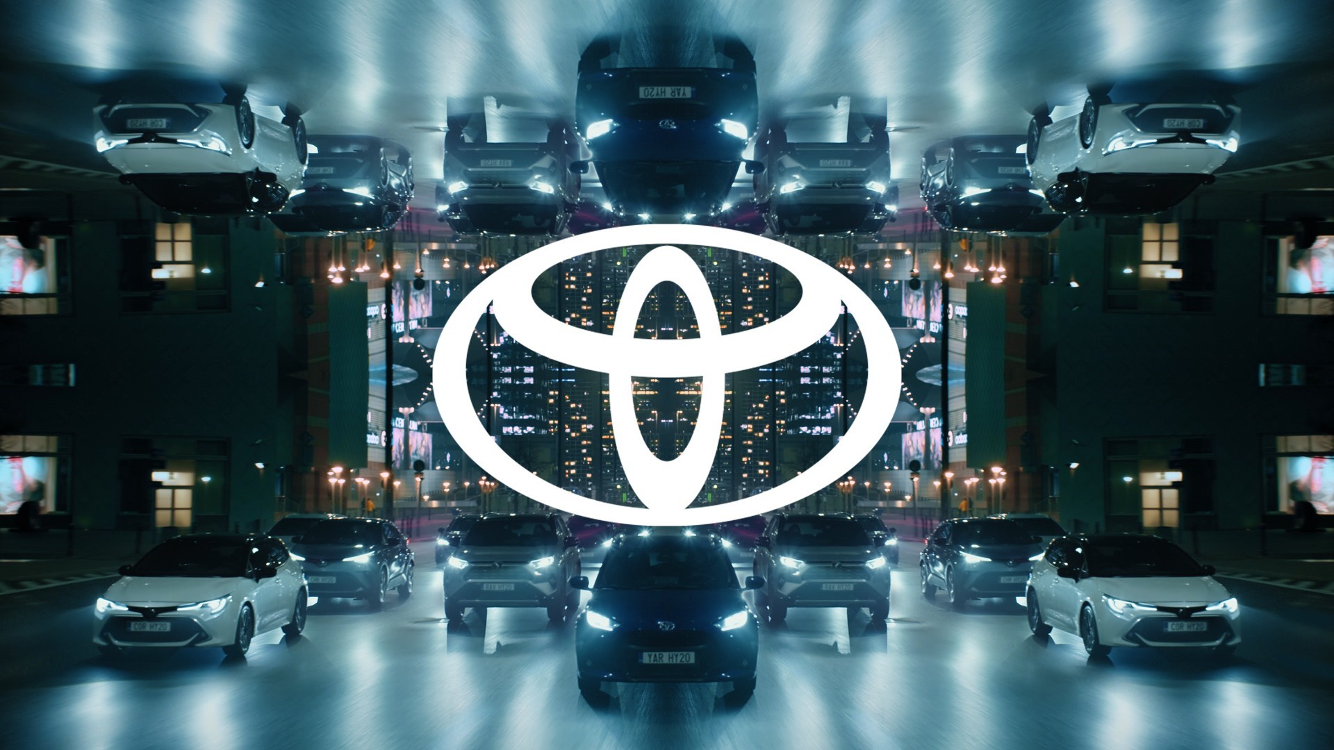 Toyota представила обновленный логотип
