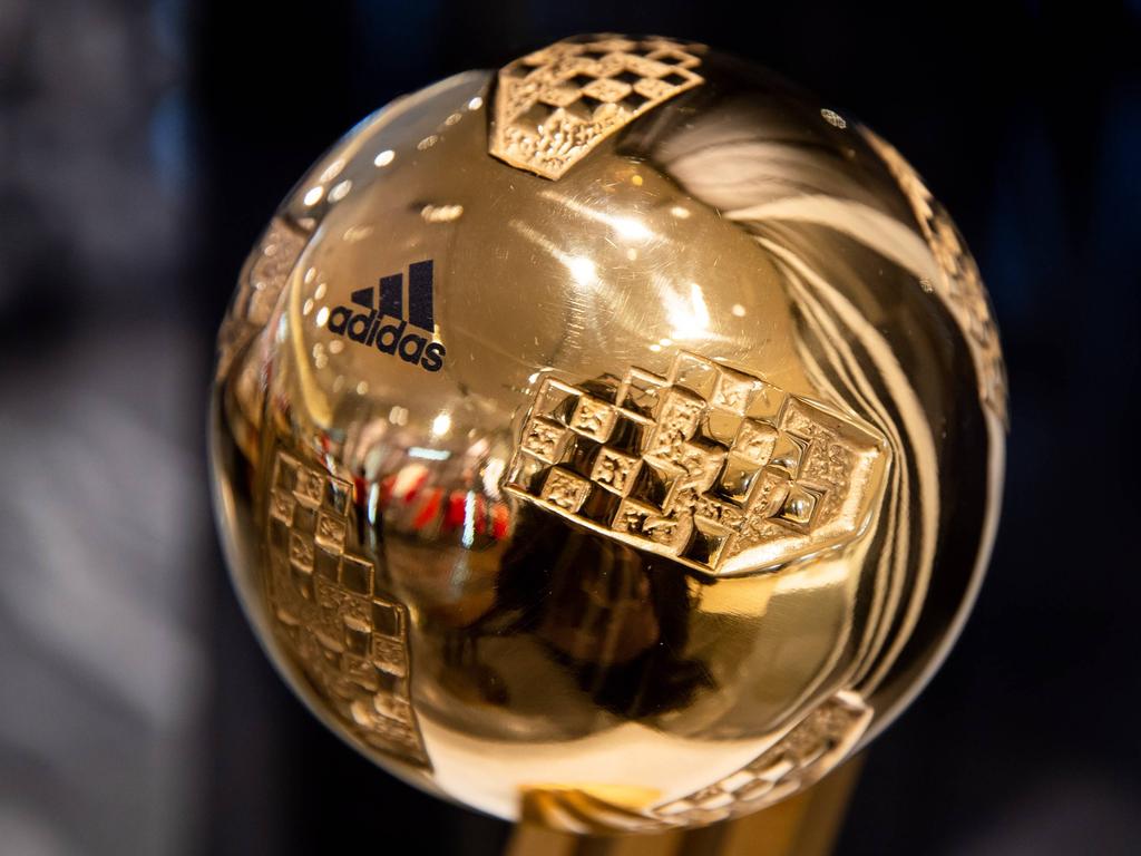 "Золотой мяч" в 2020 году впервые в истории не достанется никому