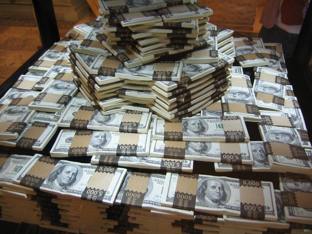 В Пенсионный фонд зачислят 20 млрд конфискованных денег