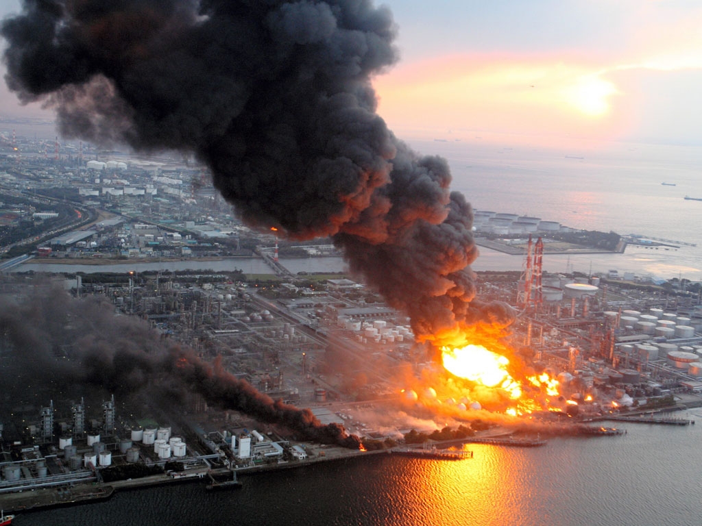 Не менее 11 человек пострадали при взрыве в японской Фукусиме