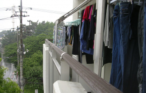 Сушку белья на балконе назвали опасной для здоровья