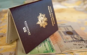 Россияне массово закупились «золотыми паспортами»
