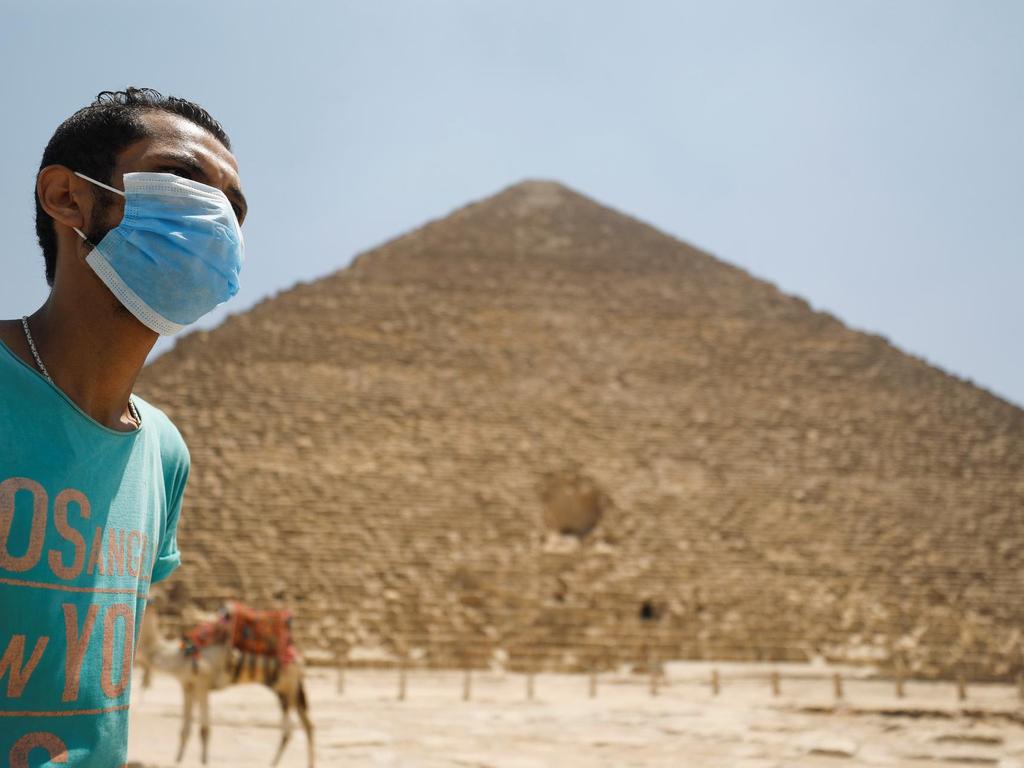 Египет ужесточил правила въезда в страну из-за коронавируса