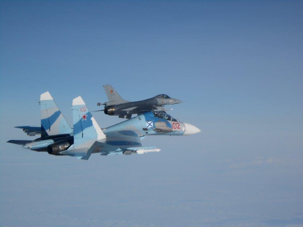 Военные самолеты сша и россии