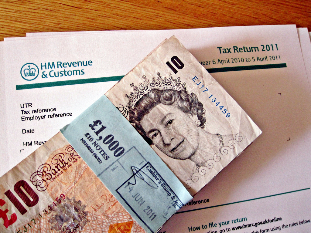 СМИ узнали о плане рекордного повышения налогов в Великобритании