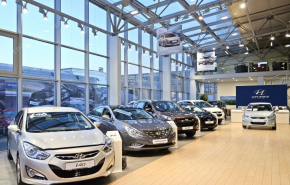 Цены на новые легковые машины в России за пять лет выросли на 40%