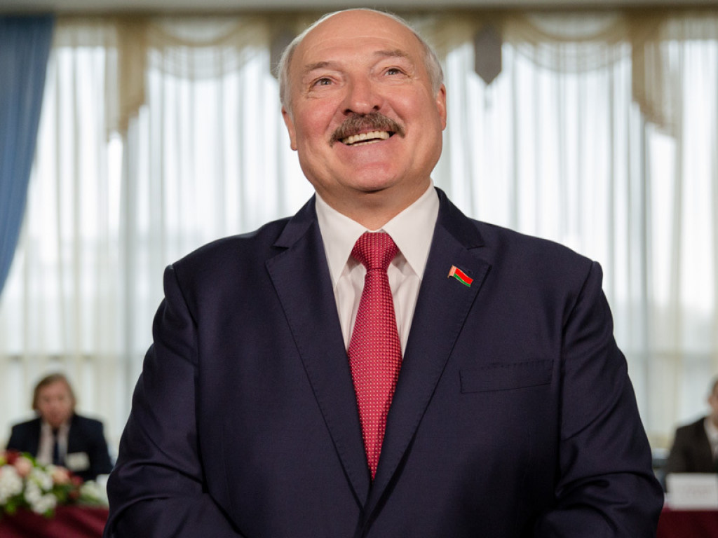 Лукашенко «поставил точку» в обсуждении выборов